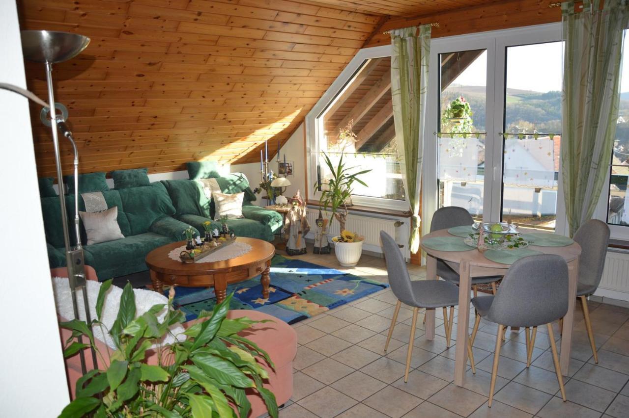 Ferienwohnung Auszeit Waxweiler Ngoại thất bức ảnh
