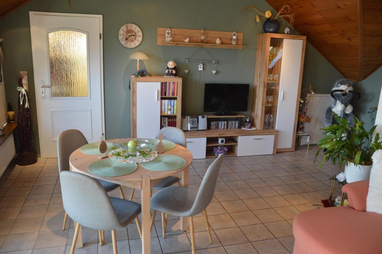 Ferienwohnung Auszeit Waxweiler Ngoại thất bức ảnh