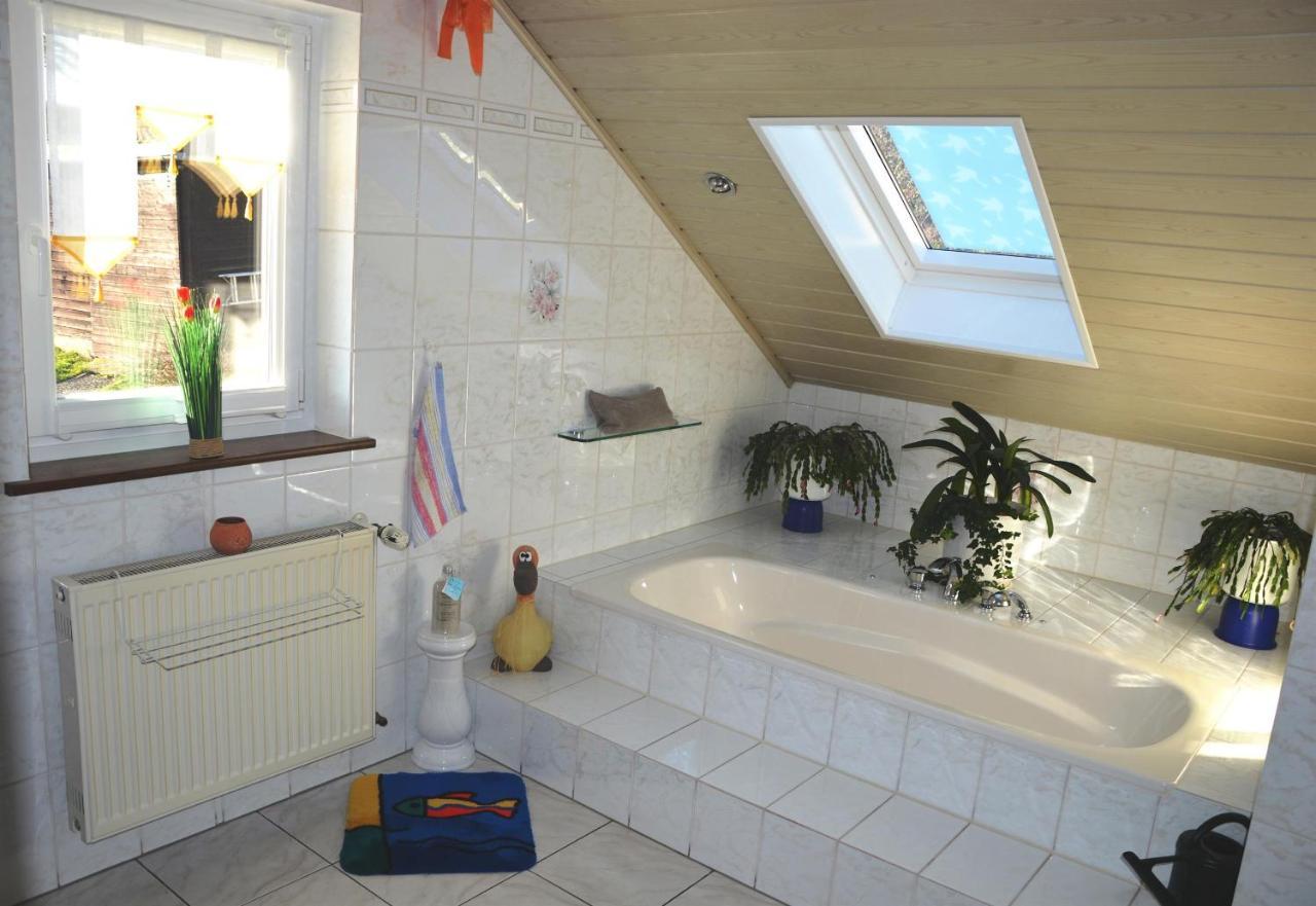 Ferienwohnung Auszeit Waxweiler Ngoại thất bức ảnh