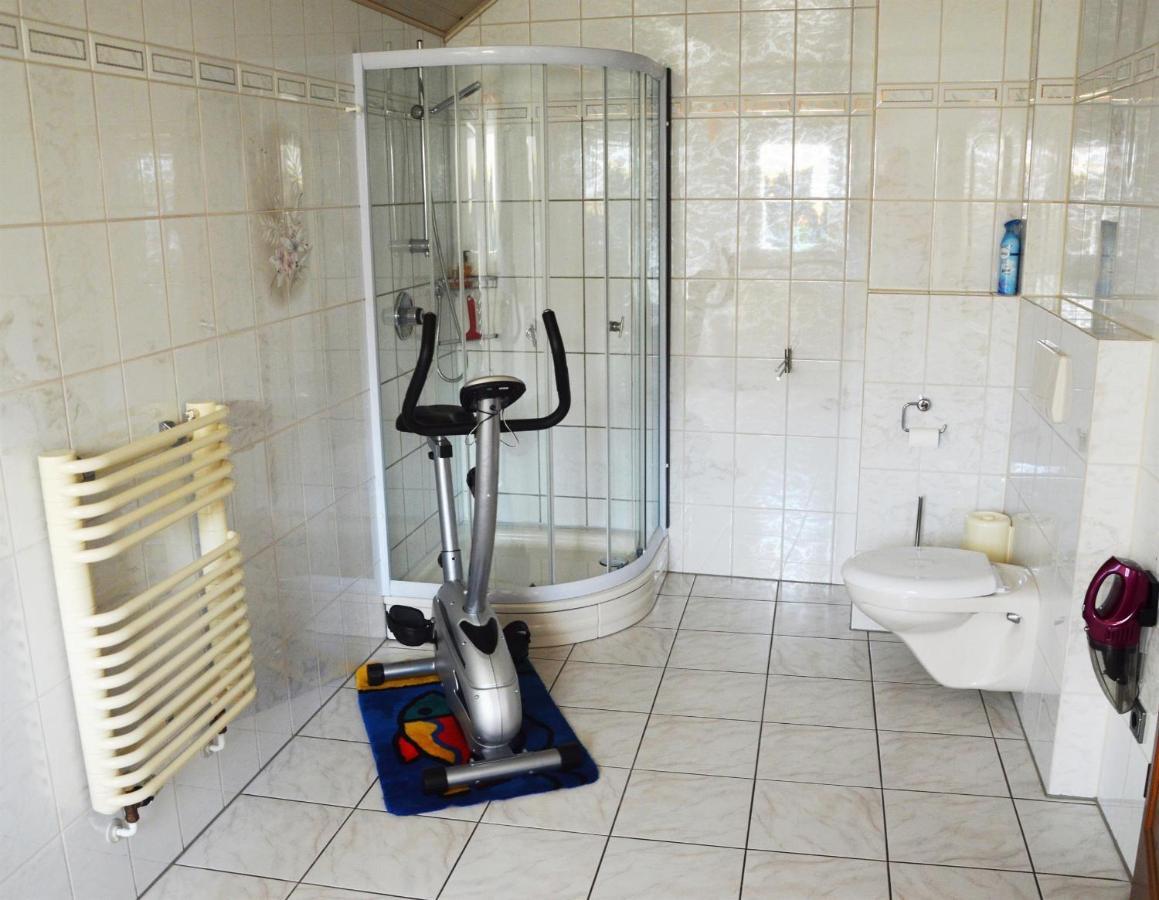 Ferienwohnung Auszeit Waxweiler Ngoại thất bức ảnh